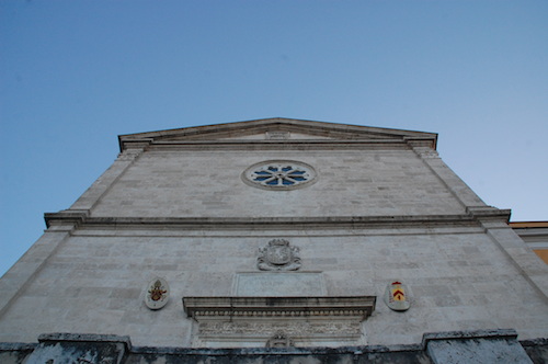 Gianicolo particolare della facciata di San Pietro in Montorio