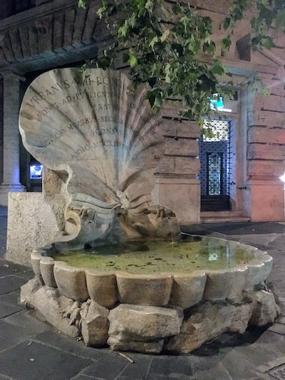 fontane di roma fontana delle api via veneto