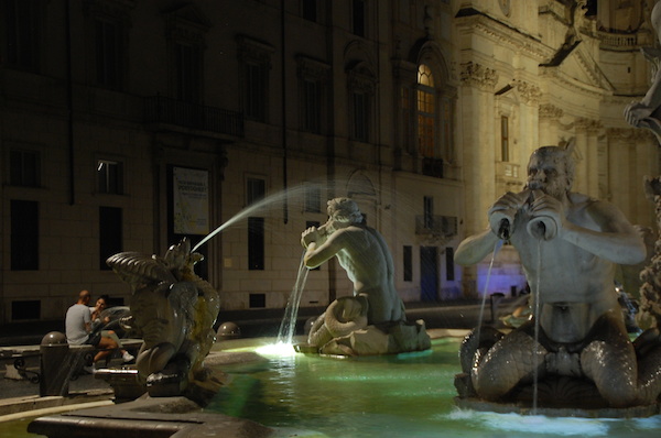 fontane di Roma piazza Navona fontana del moro tritoni