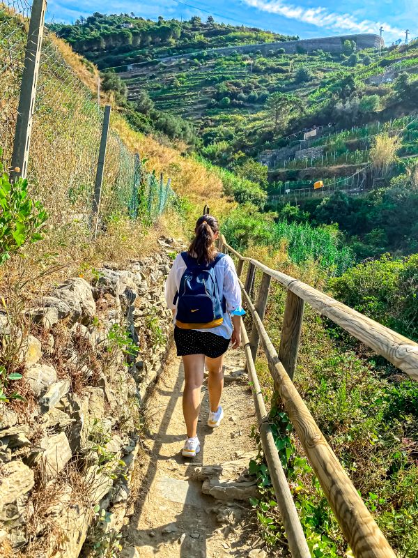 Una giornata alle Cinque Terre il sentiero 592-4 da Monterosso a Vernazza
