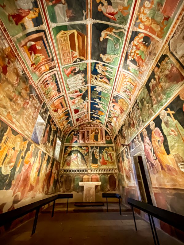 Cori la Cappella della Santissima Annunziata vista dalla parete di fondo